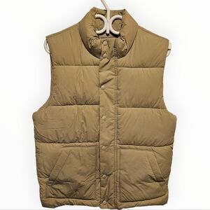 GAP Men's Recycled Water Repellant Puffer Quilted Vest Beige​